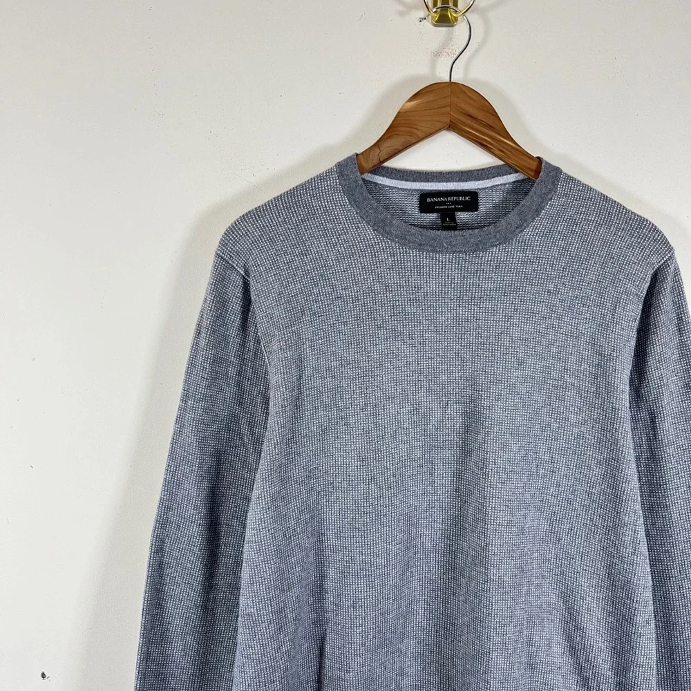 Banana Republic Luxe Yarn Crewneck Birdseye Knit Gray Sweater Minimalist Large